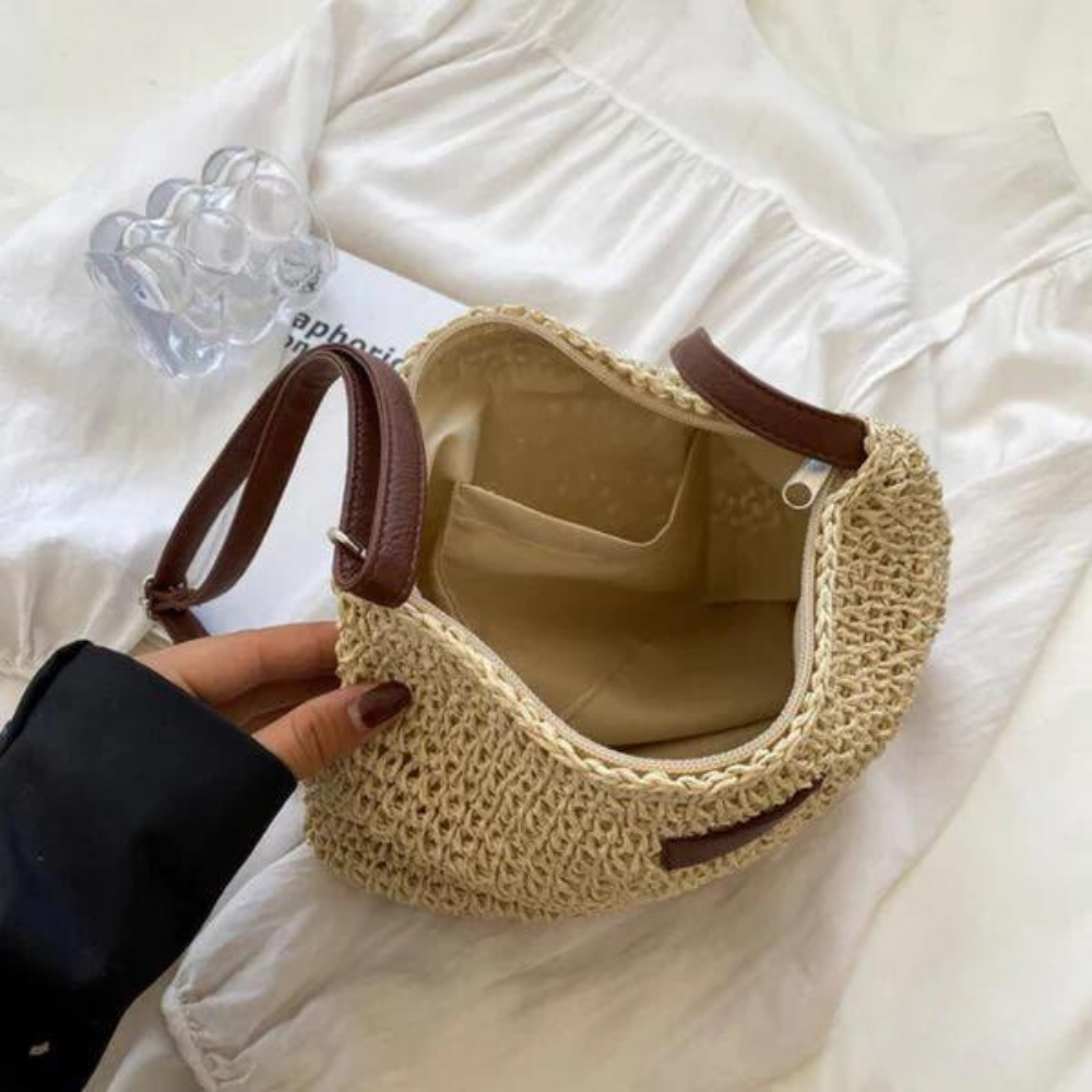 Fredhild | Classic Woven Style Shoulder Bag